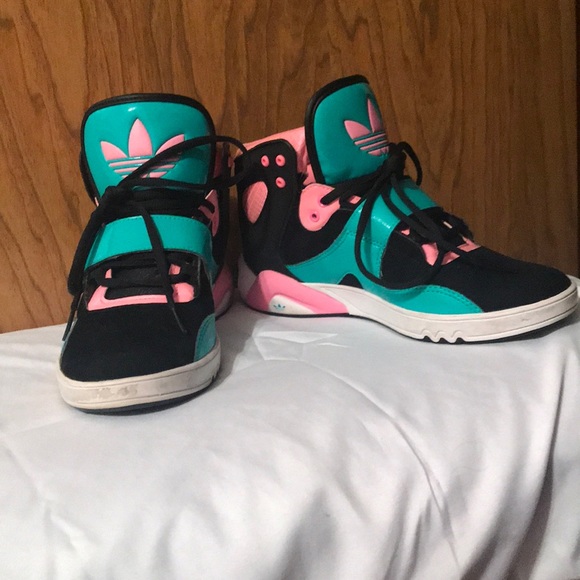 pink and turquoise adidas